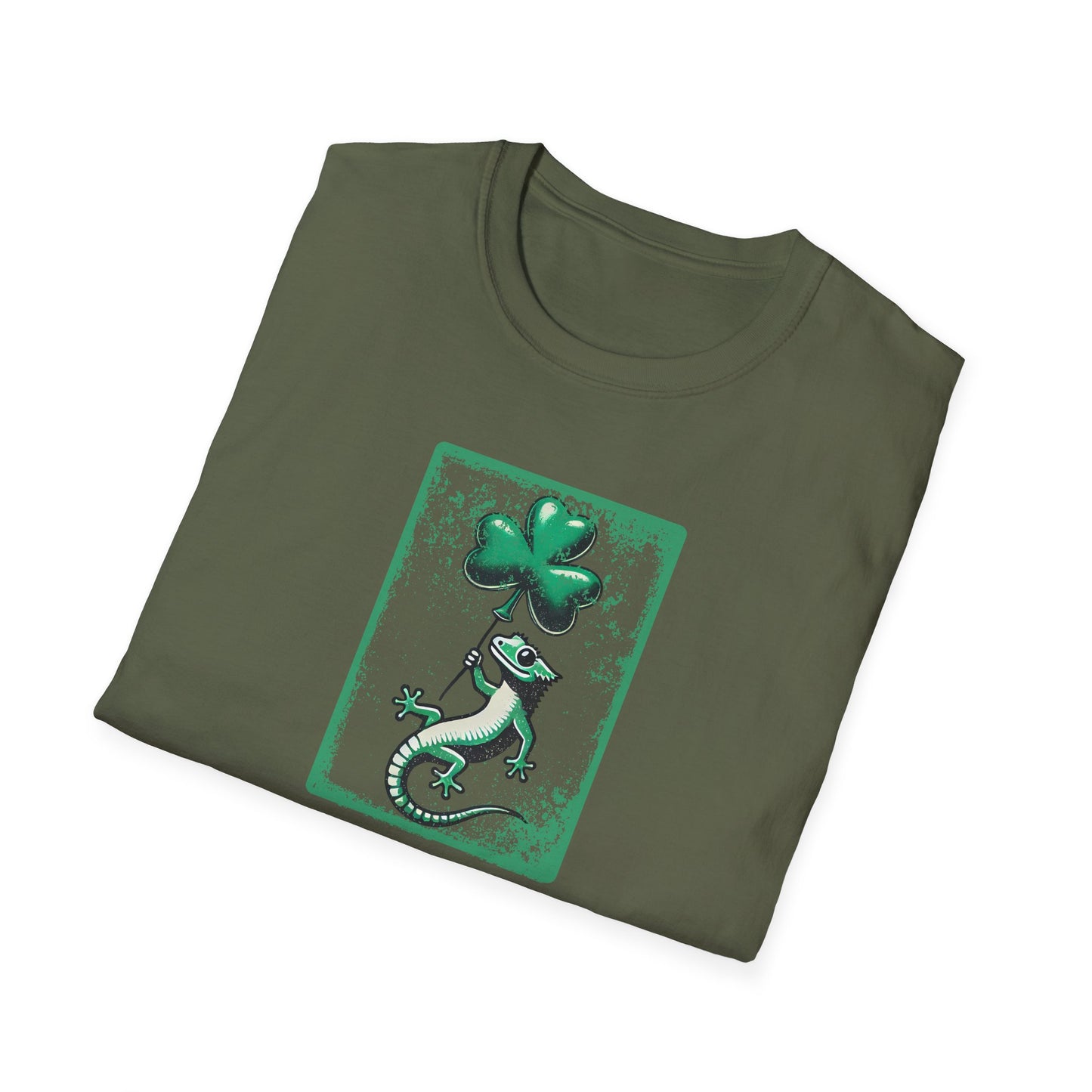 Crested Gecko St Patrick’s Day T-Shirt, Gecko Shamrock Shirt, Reptile Lover Tee, Lizard Gift, St Paddy’s Day Graphic Tee