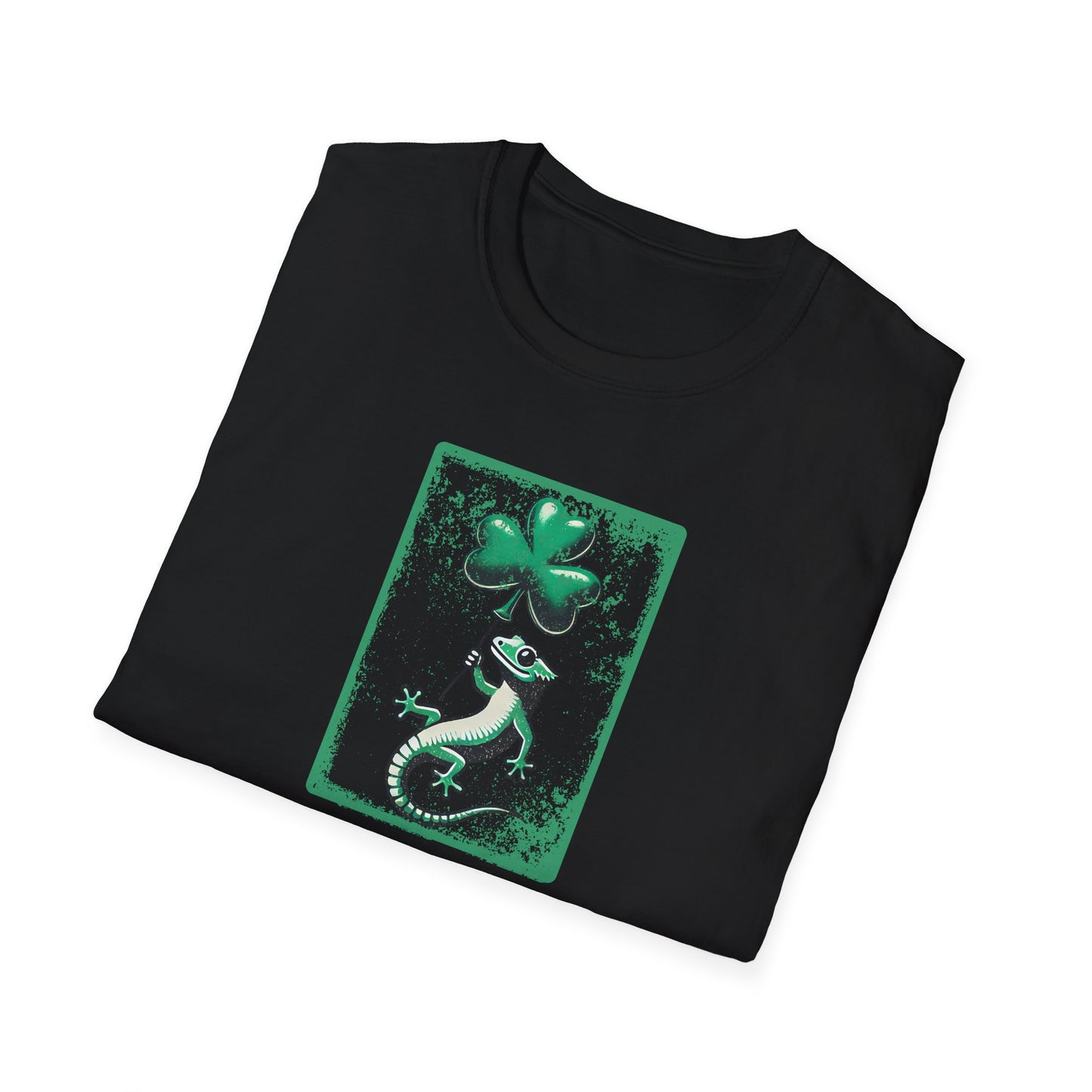 Crested Gecko St Patrick’s Day T-Shirt, Gecko Shamrock Shirt, Reptile Lover Tee, Lizard Gift, St Paddy’s Day Graphic Tee