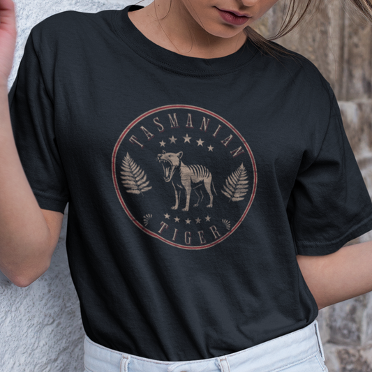 Tasmanian Tiger Vintage T-Shirt Thylacine Shirt, Extinct Animal Tee, Retro Wildlife Graphic, Australian Animal Gift