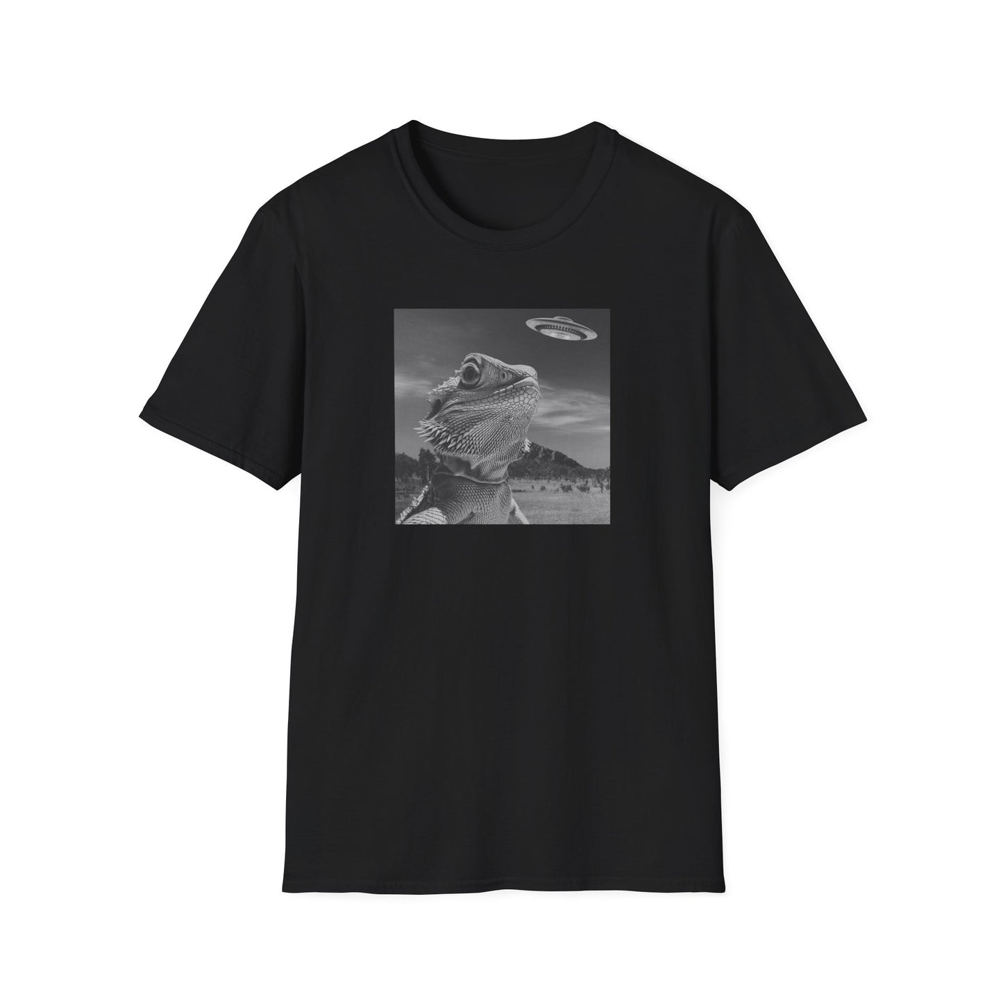 Bearded Dragon UFO T-Shirt, Funny Alien Lizard Shirt, Bearded Dragon Selfie Tee, Sci Fi Reptile Shirt, UFO Shirt Funny, Reptile Lover Gift